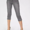 Arizona Comfort Fit Capri Jeans