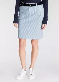 DELMAO Belted Slim Cut Mini Skirt