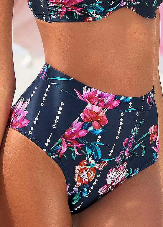 Sunseeker ’Modern’ High Waisted Bikini Bottoms 1 Sunseeker ’Modern’ High Waisted Bikini Bottoms